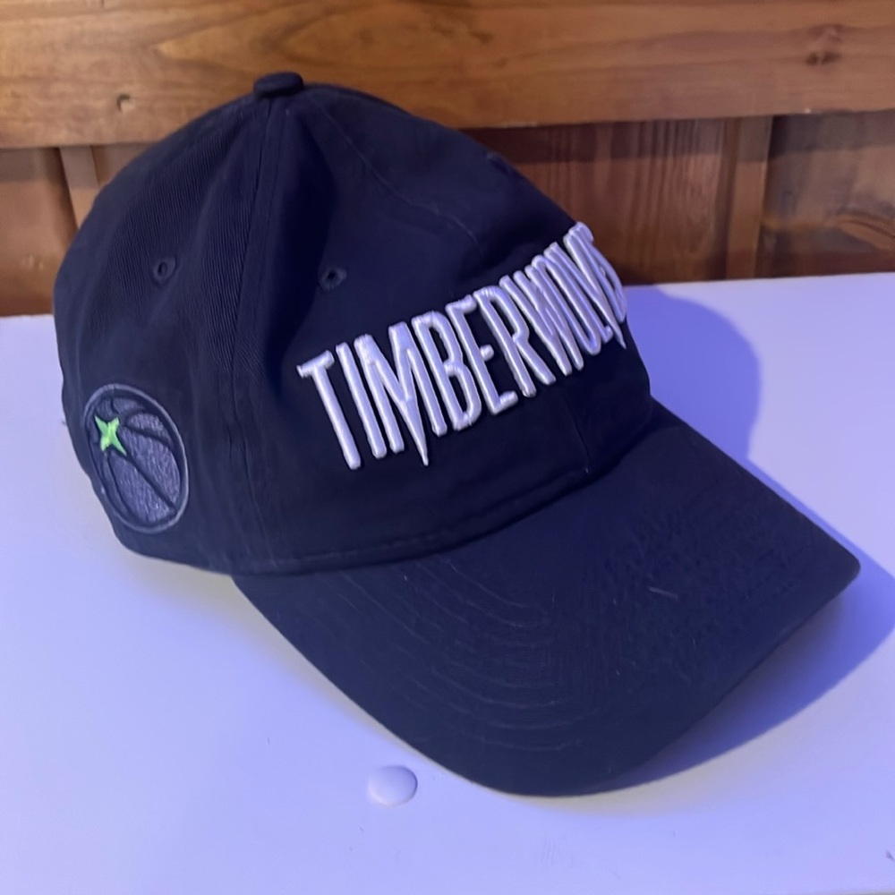 Timber Wolves Unisex Hat